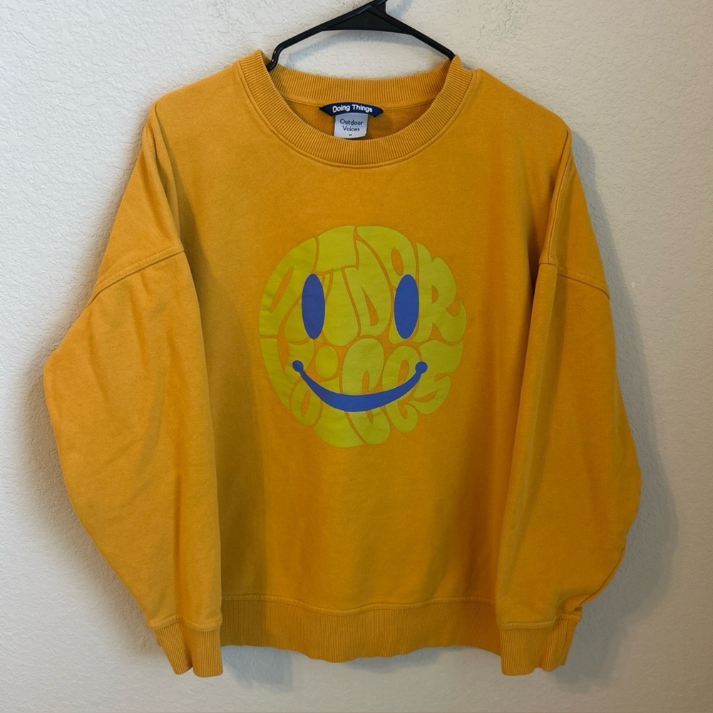 Outdoor Voices Hikers Club Sweatshirt Size M Smiley Face Rare Athleisure